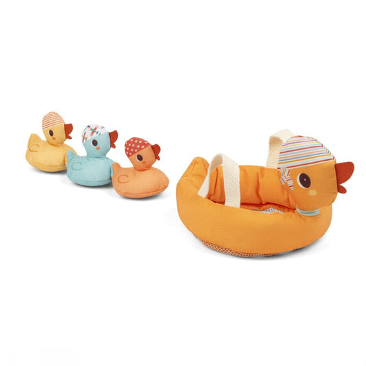 Mama Duck & Her Magnetic Ducklings 🦆🛁